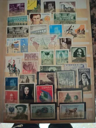 Clasificador Sellos España 550 Nuevos y sin repeti