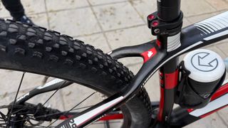 Bicicleta MMR Rakish Carbono talla M Usada