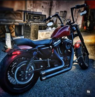 Harley Davidson Sportster 883 Custom
