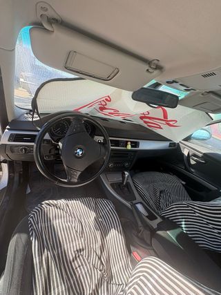 BMW 320i 2007