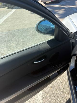 BMW 320i 2007