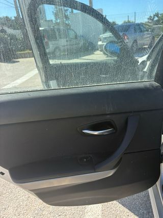 BMW 320i 2007