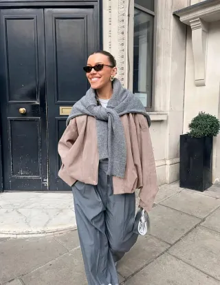 Chaqueta bomber rosa bebé