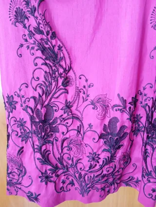 Vestido rosa con estampado floral