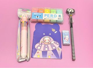 Kit Kawaii: Libreta Espacial y Bolígrafo Multicolo