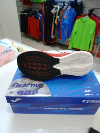 Zapatilla Joma R-2000 Talla 43 Blanca Roja