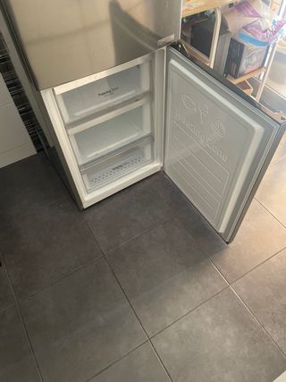 Frigorífico LG (congelador funciona, nevera no)