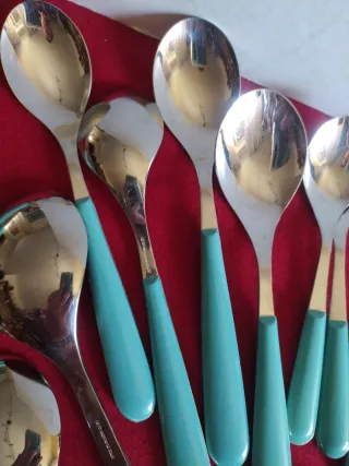 Lotto posate acciaio inox manico colorato