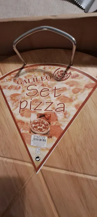 Set Pizza Galileo Tagliapizza e Paletta