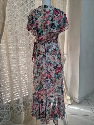 Vestito floreale con volant