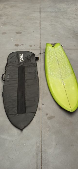 Tabla Surf BING Twin-Fin Fish 6'8'' X 23'' X 3''