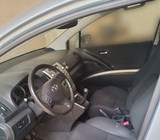 Toyota Corolla Verso 2005