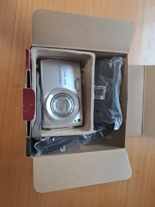 Cámara Casio EX-Z400