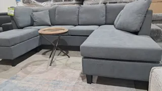 Sofá Rinconera Gris con Puf