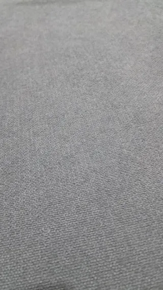 Sofá Rinconera Gris con Puf