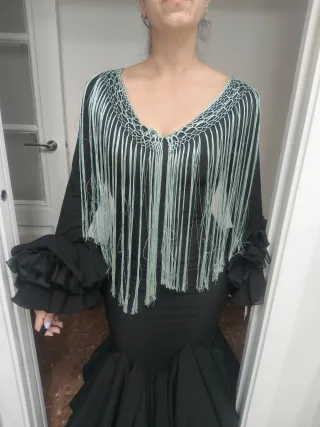 Mantoncillo flamenco flecos verde
