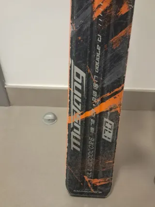 Esquís Salomon Mustang 170