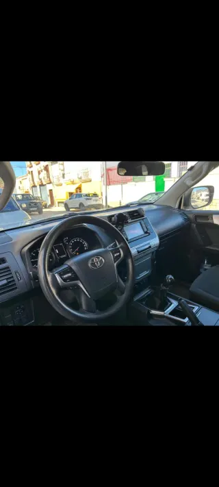 Toyota Land Cruiser 150 2021