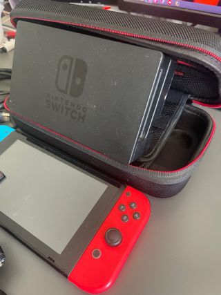 Nintendo Switch + 3 Juegos