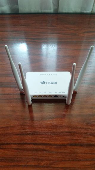 ROUTER Open-Wrt con Adaptador WiFi USB