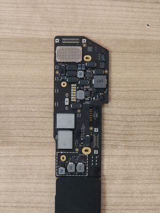 Scheda Madre MacBook M1 A2337 (Riparazione e Vendita)