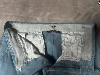 Pantalón Dockers Smart 360 Flex - Talla W31 L34