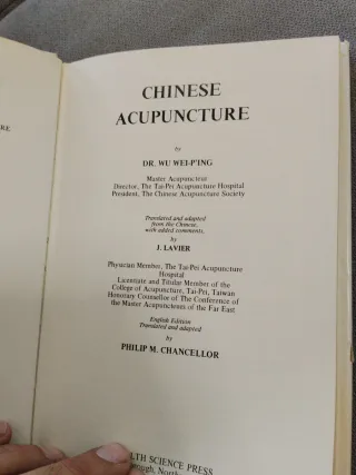 Libro Chinese Acupuncture Dr Wu Wei-P'ing