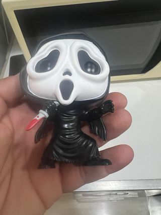 Funko Pop Ghostface con cuchillo