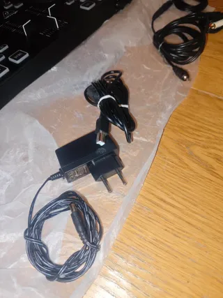 Controlador DJ Behringer CMD Studio 4A + PC