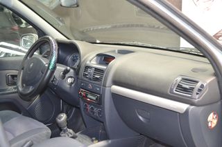 Renault Clio 2004