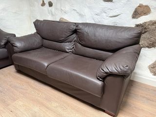 2 Sofás de Piel Marrón Uno de 200cm y otro 165cm