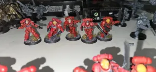 10 Assalt Intercessors + Capitano Blood Angels