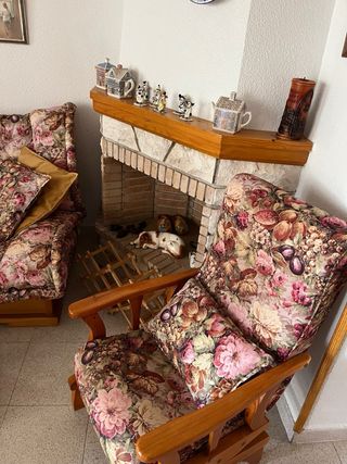 Conjunto sofá y 1 sillon floral