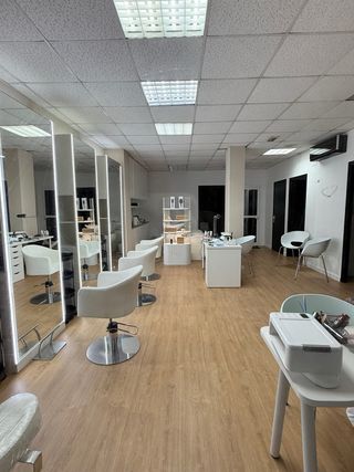 Peluquera/o  profesionales autónomos