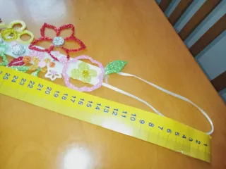 Ghirlanda fiori brillanti e multicolore handmade