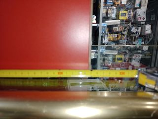 Scaffale in legno per camerette