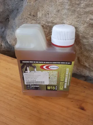 Aceite Hidráulico Bompar W15 250 ml