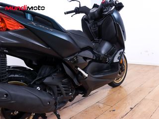 YAMAHA X-MAX 125 TECH MAX