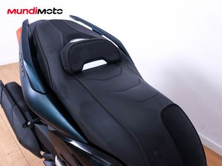 YAMAHA X-MAX 125 TECH MAX