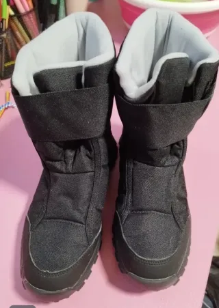 Conjunto de esqui de nieve niña