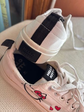 Zapatillas Hello Kitty