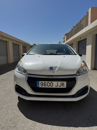 Peugeot 208 2015