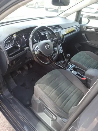Volkswagen Touran 2016