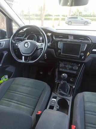 Volkswagen Touran 2016
