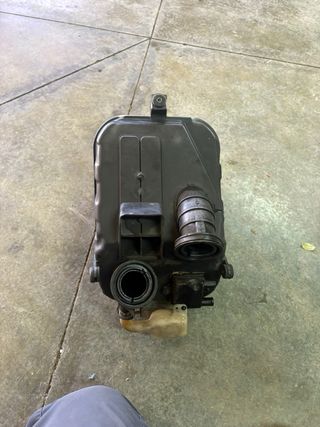 Caja de Filtros Honda Africa Twin