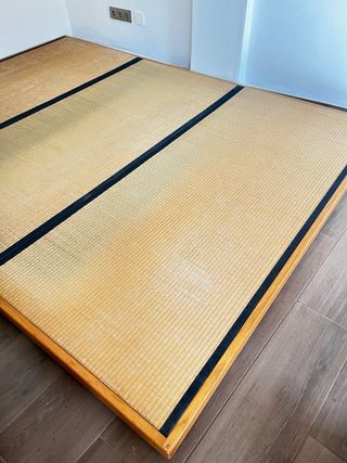 Base tatami, precio negociable.