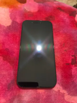 Apple iPhone 15 Pro - como nuevo, muy cuidado