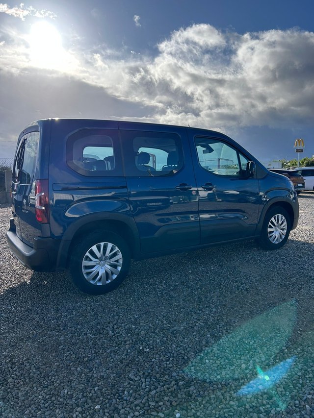 Peugeot Rifter Active Pack Busin. Standard BlueHDi 73kW