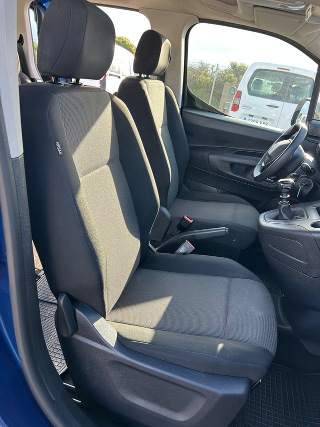 Peugeot Rifter Active Pack Busin. Standard BlueHDi 73kW