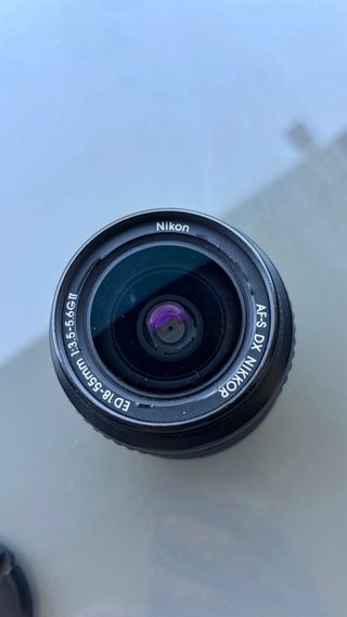 Cámara Nikon D3000 Negra